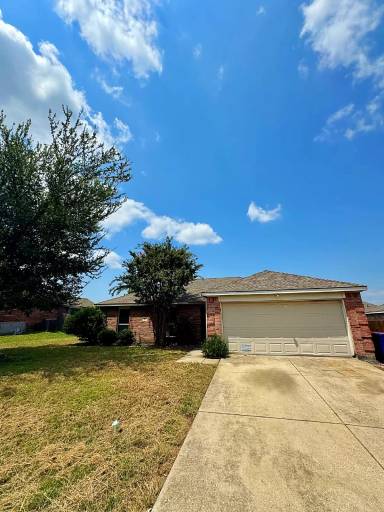 Main picture of 503 Waterford St