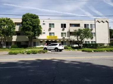 Main picture of 5000 Coldwater Canyon Ave