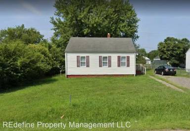 Main picture of 2420 Gordon Ln