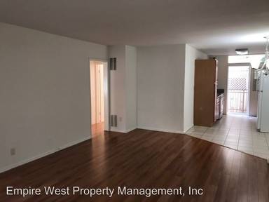 Main picture of 949 N San Vicente Blvd