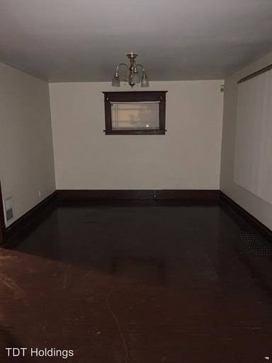 Main picture of 82 Comstock Ave