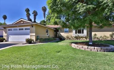 Main picture of 1396 Finch St