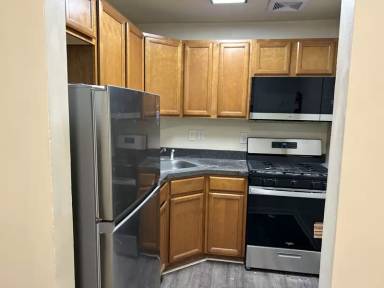 Main picture of 301 DuPont Ave