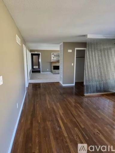 Main picture of 560 North Rd NE