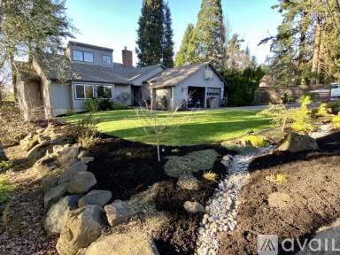 Main picture of 4109 SE Risley Ave
