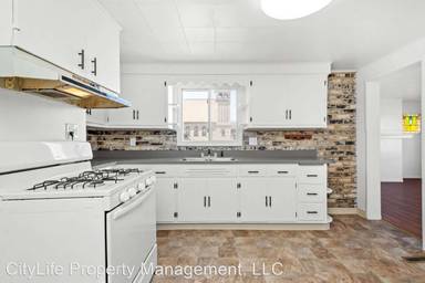 Main picture of 239 Atlantic Ave