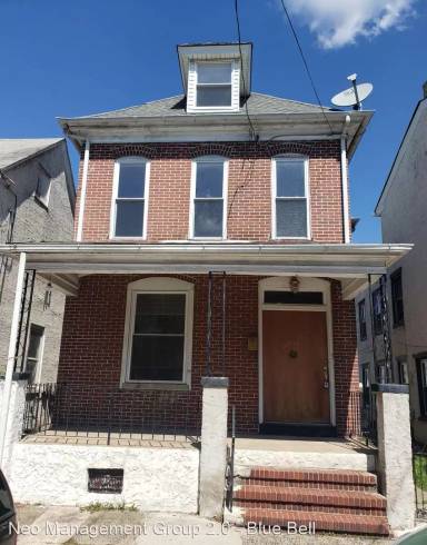 Main picture of 253 Beech St
