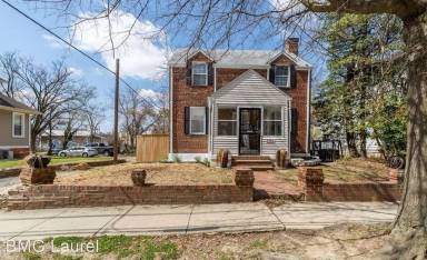 Main picture of 3800 35th St