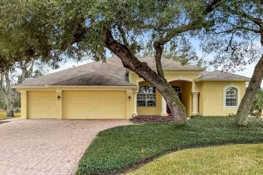 Main picture of 3347 Bayshore Ct