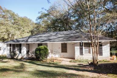 Main picture of 145 Woody Dr