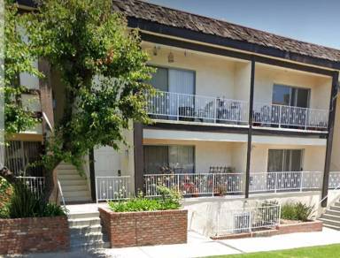 Main picture of 1100 Granville Ave