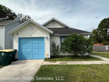Main picture of 2452 Townsquare Dr