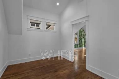 Main picture of 1005 Paris Ave