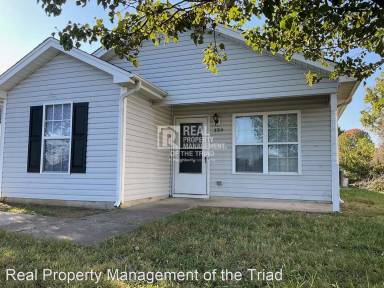 Main picture of 3211 N Ohenry Blvd