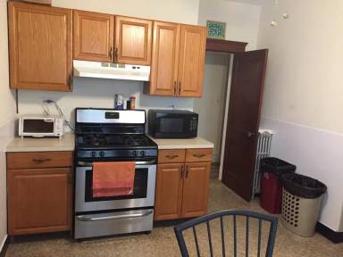 Main picture of 49 Adams St