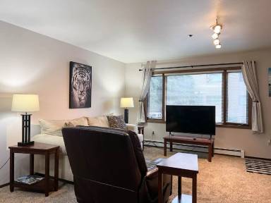 Main picture of 315 E 12th Ave