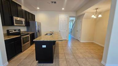 Main picture of 8955 Hildreth Ave