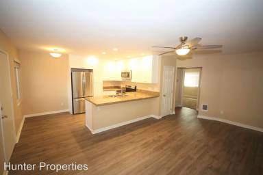 Main picture of 721 S Cedros Ave