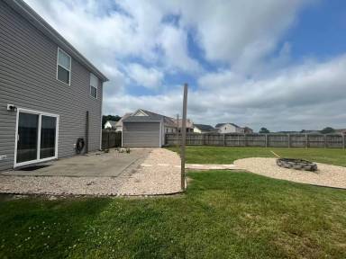 Main picture of 215 Laurel Woods Way