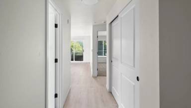 Main picture of 1018 NE 112th St