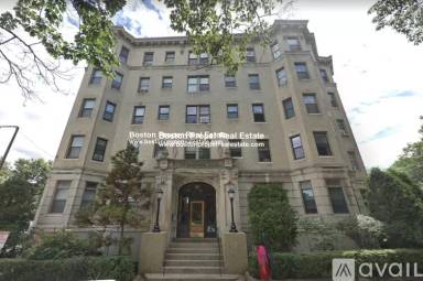 Main picture of 50-64 Charlesgate E & 1109-11 Boylston St