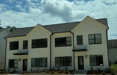 Main picture of 1203 Ivy Rd