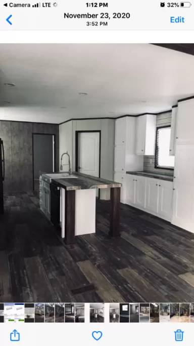 Main picture of 1800 N Live Oak St