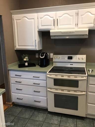 Main picture of 9528 S Tramway Dr
