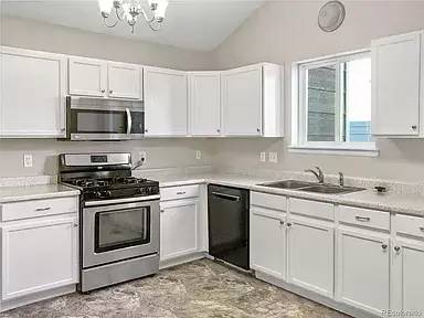 Main picture of 4860 Duluth Ct