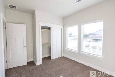 Main picture of 304 N Johnson Ave