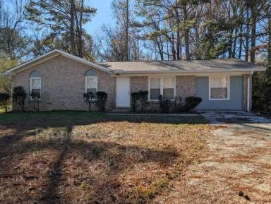 Main picture of 525 Cedar Wood Ct