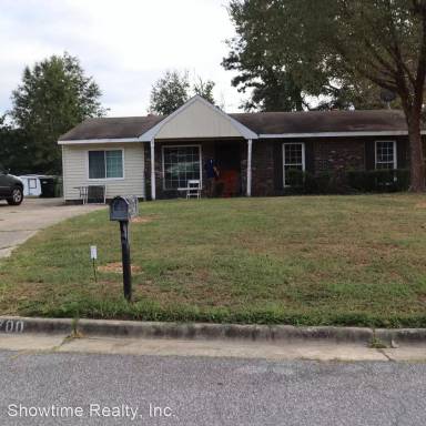 Main picture of 6712 Playfield Dr
