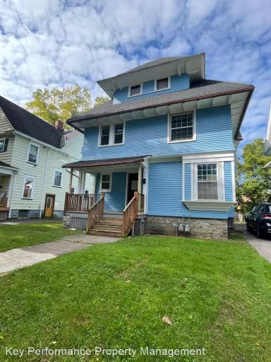 Main picture of 171 Wellington Ave