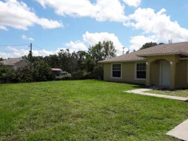 Main picture of 17148 30th Ln N