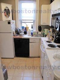 Main picture of 1677 Commonwealth Ave