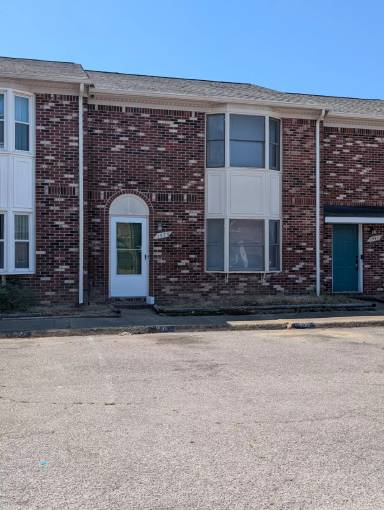 Main picture of 1939 Darnell Dr