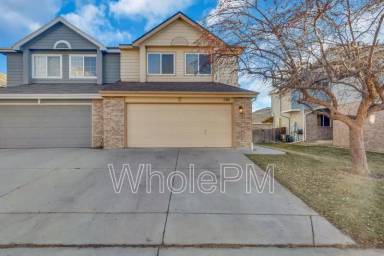 Main picture of 580 W 114th Pl