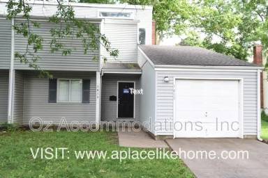 Main picture of 1415 E 97th St