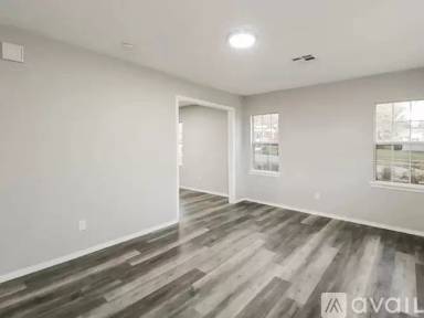 Main picture of 140 Buttonwood Loop