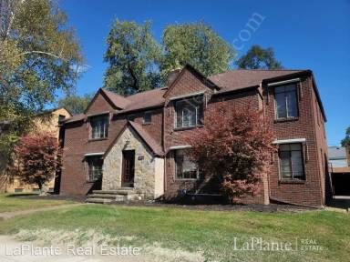 Main picture of 3518 Woodmont Rd