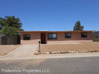 Main picture of 4901 E De Medici Dr