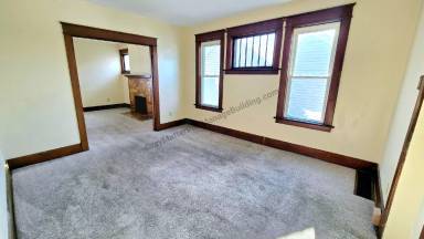 Main picture of 330 Hess Ave