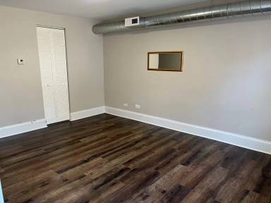 Main picture of 2231 W 21st Pl