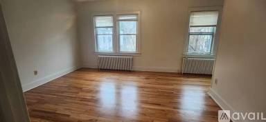 Main picture of 135 Spring St