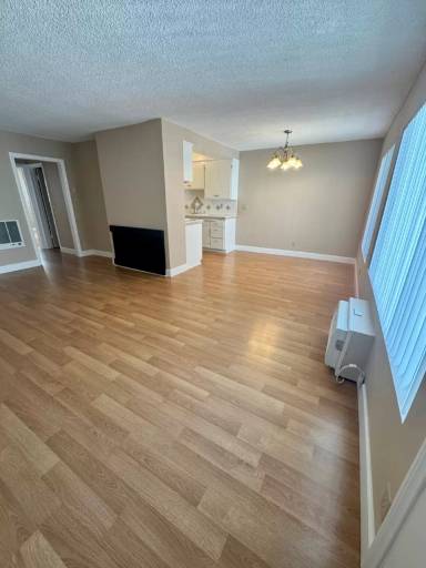 Main picture of 1800 Camden Ave