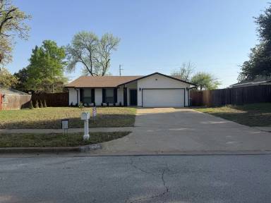 Main picture of 3604 Fort Hunt Dr