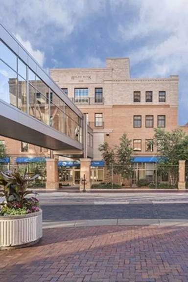 Main picture of 26 E Superior St