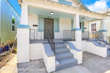 Main picture of 1632 Mandeville St
