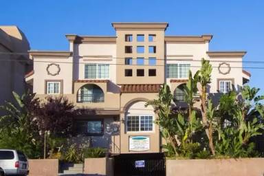 Main picture of 3730 S Sepulveda Blvd