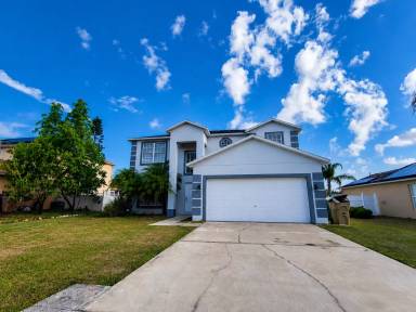 Main picture of 319 Alegriano Ct